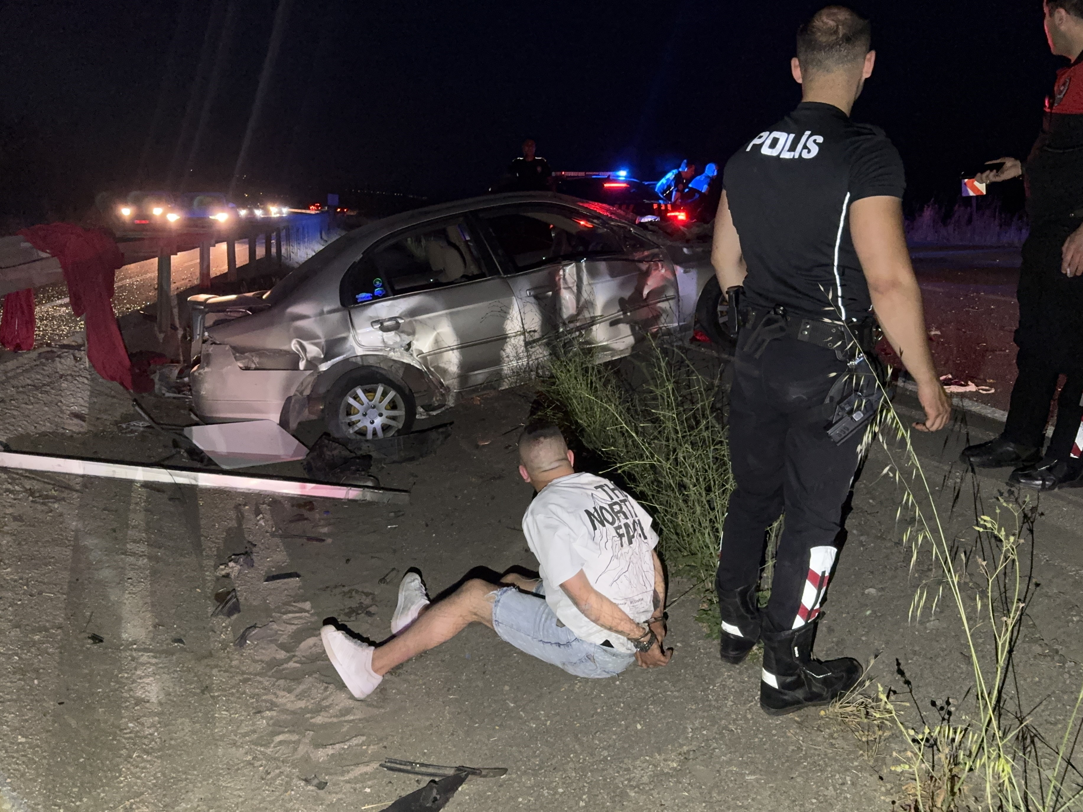 100 kilometrelik kovalamaca kaza ile bitti